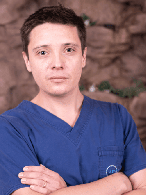 Dr. Diego Lazo Cirugía y Traumatología Buco Maxilofacial