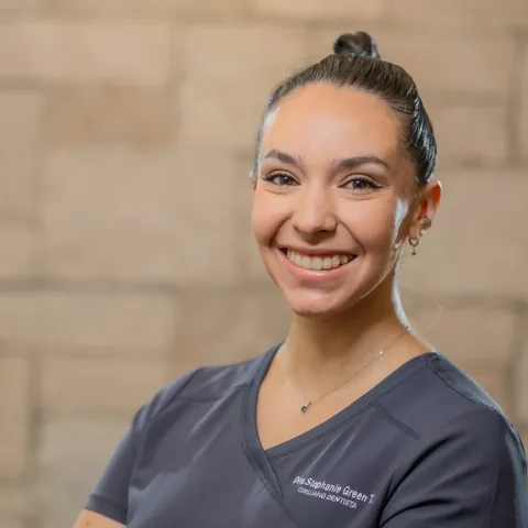 Dra. Stephanie Green Toledo, odontóloga general en Zenclinic Dental